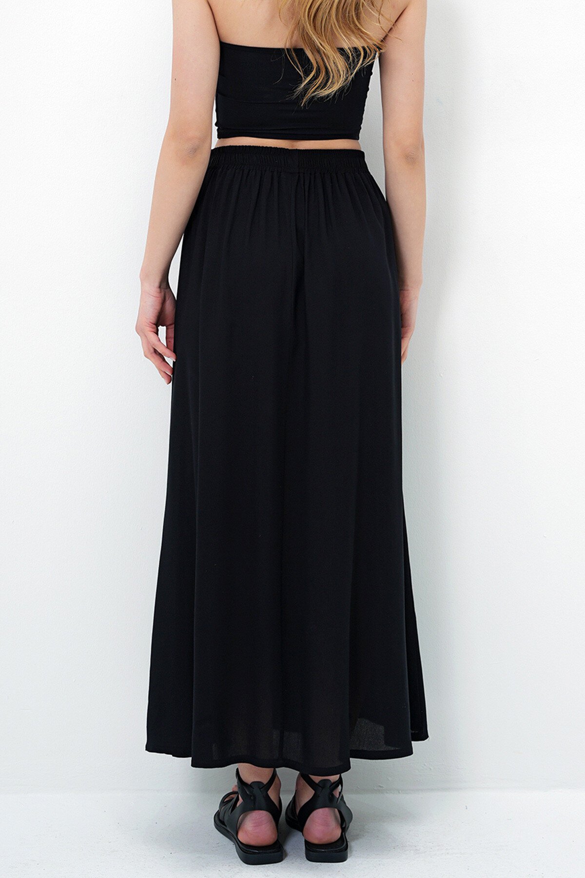 Siyah Çift Cepli Kloş Dokuma Etek