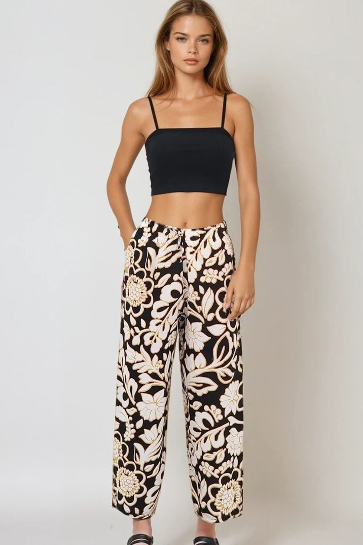 Siyah Desenli Dokuma Viskon Pantolon