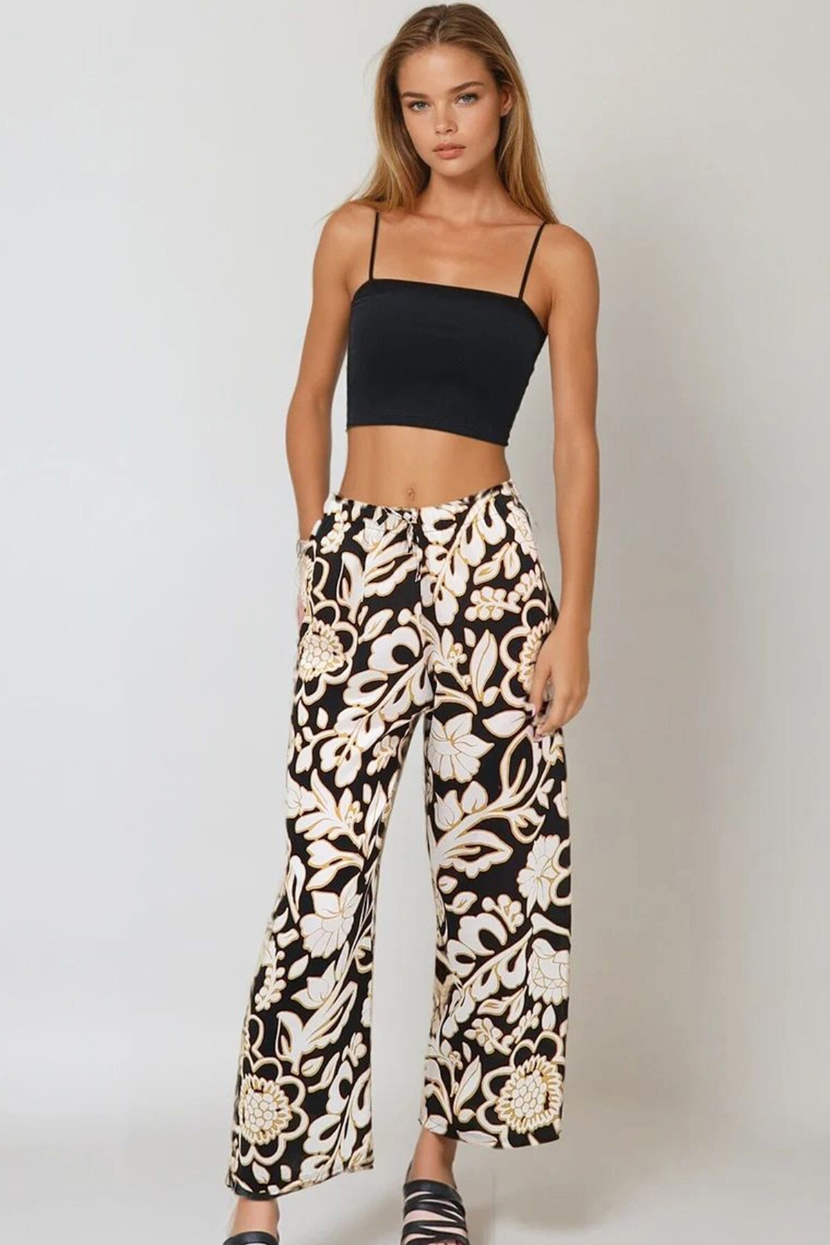 Siyah Desenli Dokuma Viskon Pantolon