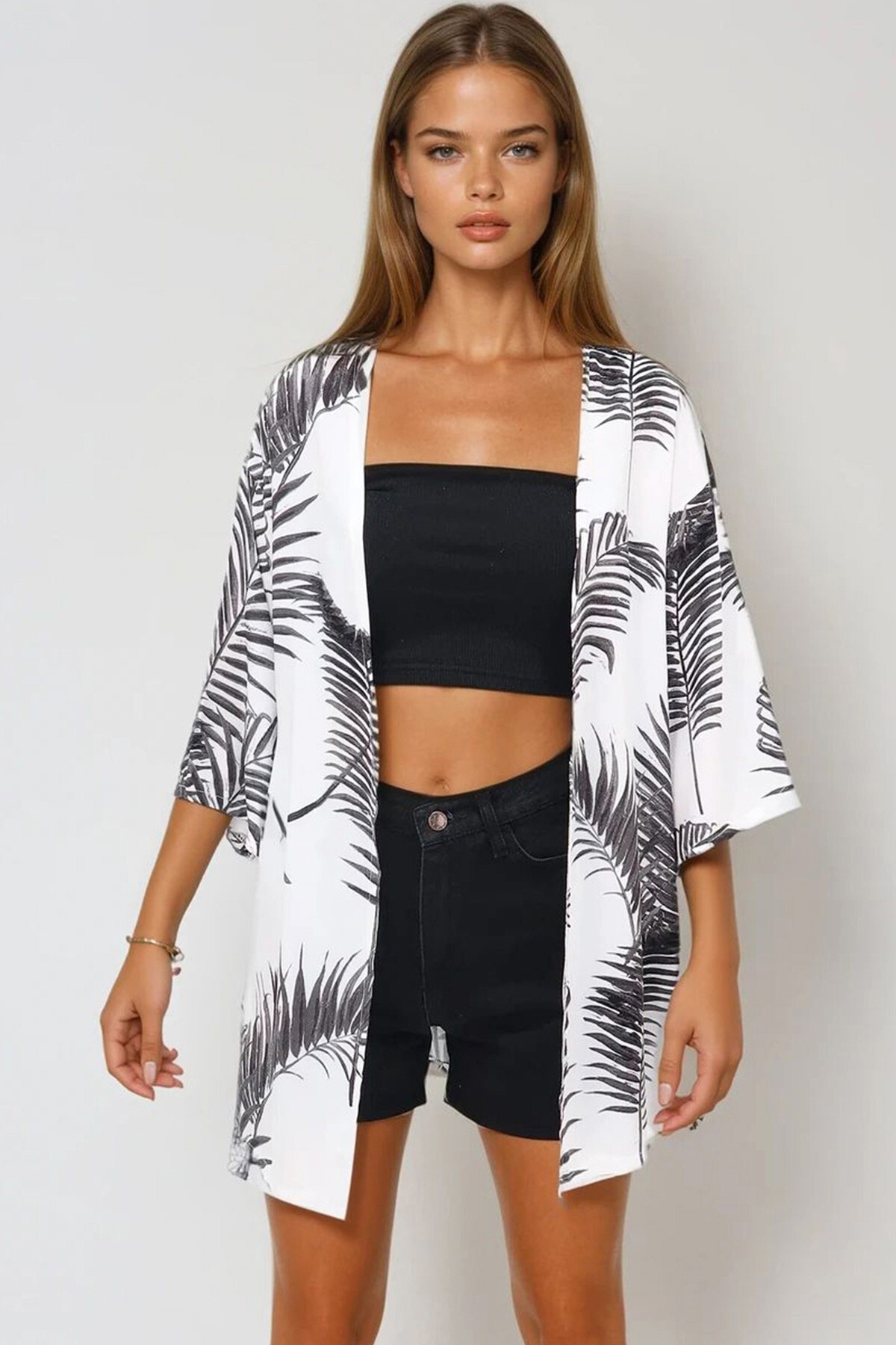 Siyah Desenli Kimono Ceket