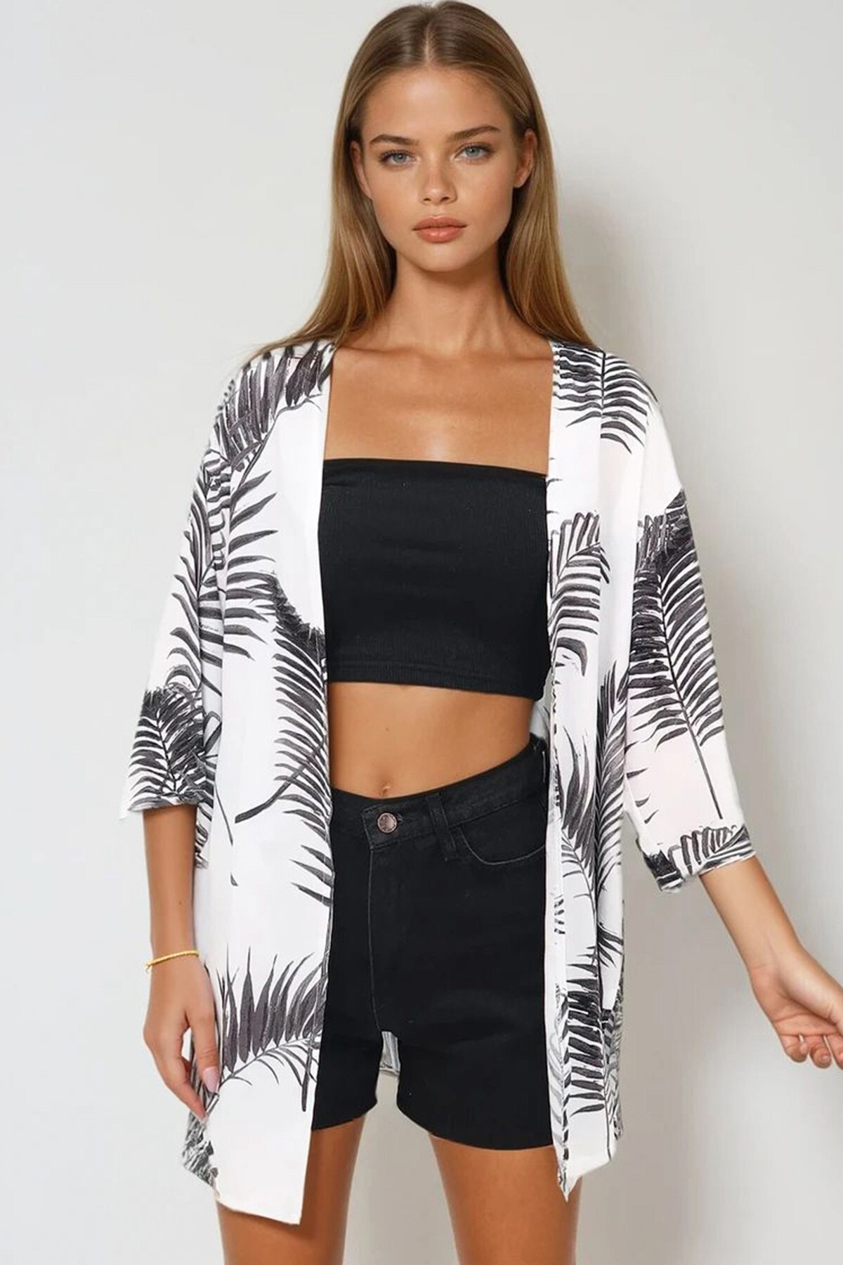 Siyah Desenli Kimono Ceket