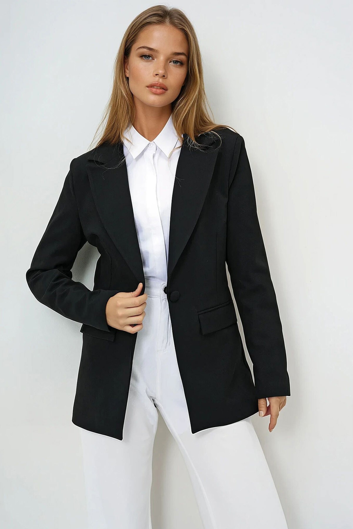 Siyah İçi Astarlı Tek Düğmeli Blazer Ceket