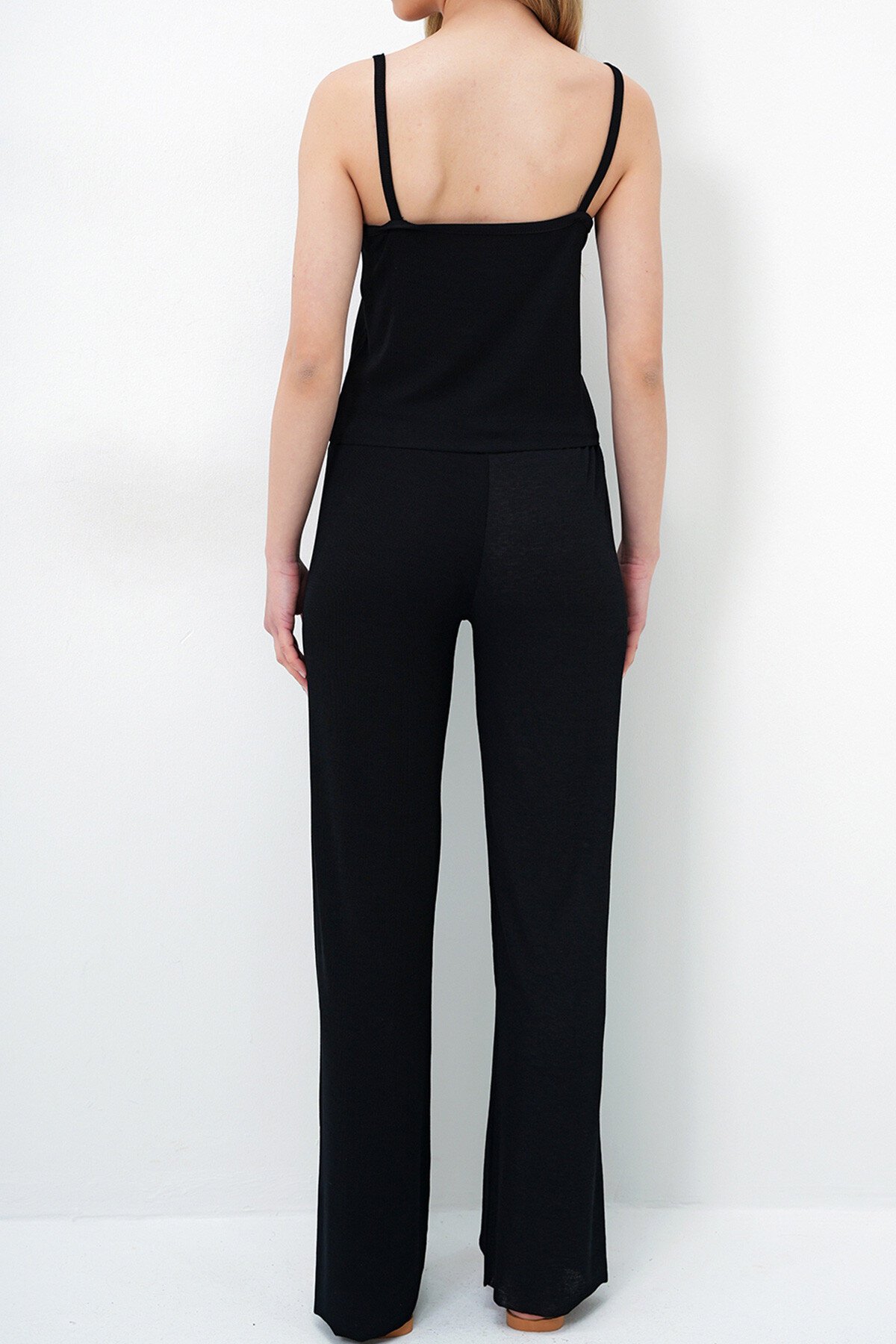 Siyah İp Askılı Dantel Detaylı Bluz, Şort Ve Pantolonlu 3 Lü Set Pijama Takımı