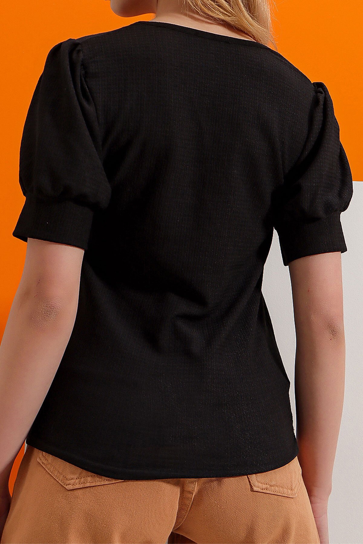 Siyah Kare Yaka Prenses Kol Regular Fit Bluz