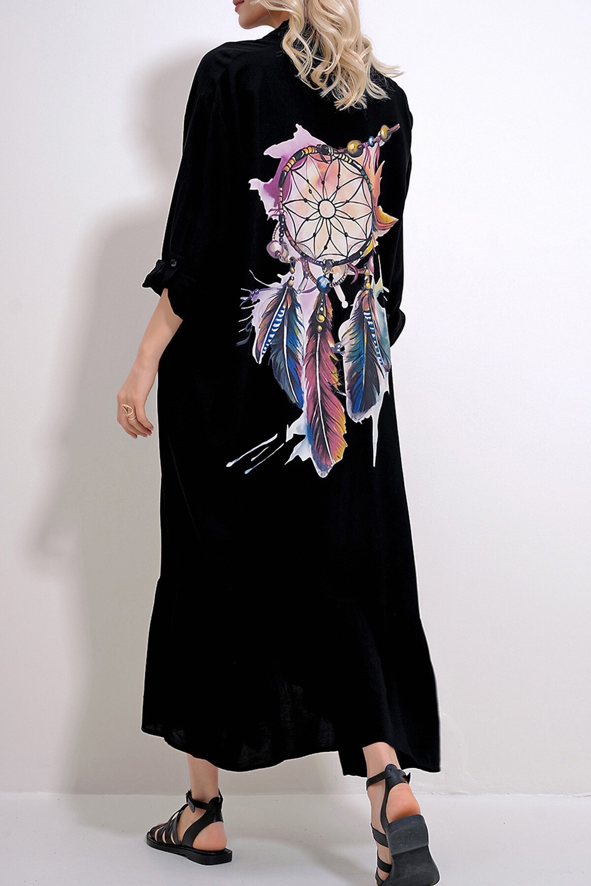 Siyah Tek Cepli Eteği Volanlı Sırtı Baskılı Dokuma Viskon Gömlek Elbise