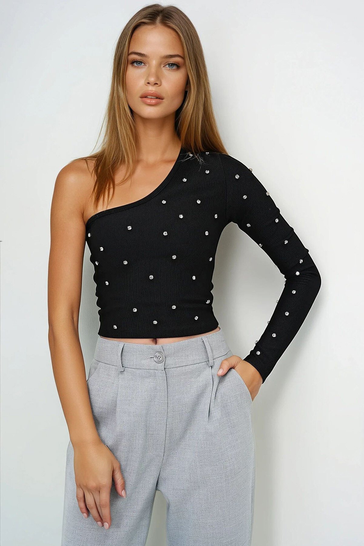 Siyah Tek Omuz Taş İşlemeli Ottoban Bluz