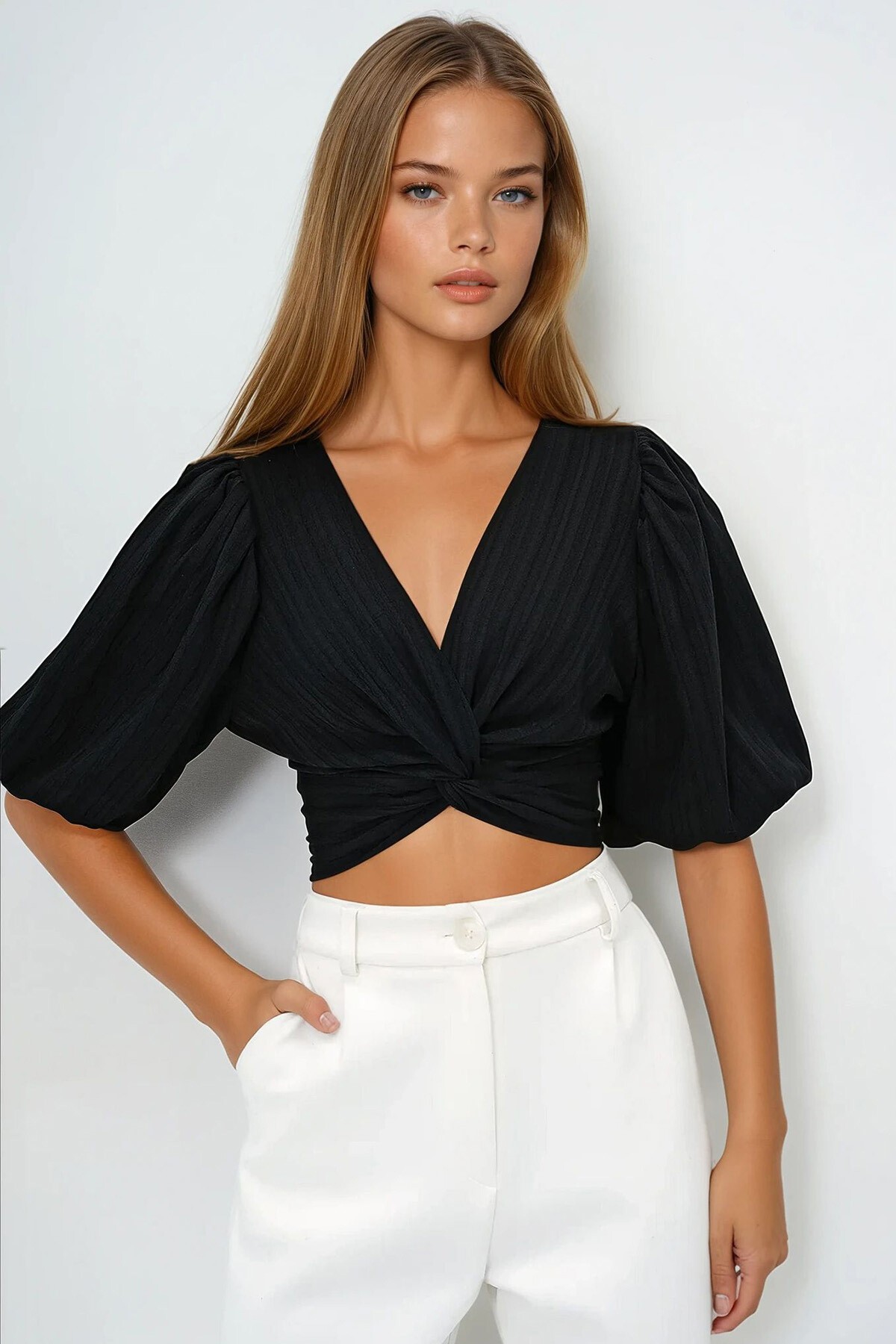 Siyah V Yaka Düğüm Detaylı Gizli Fermuarlı Balon Kol Dokuma Bluz