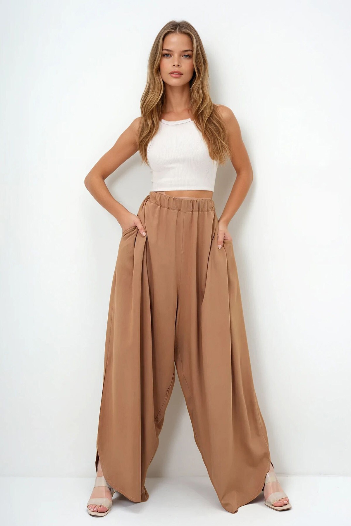 Sütlü Kahve Çift Cepli Dökümlü Bol Kesim Dokuma Pantolon