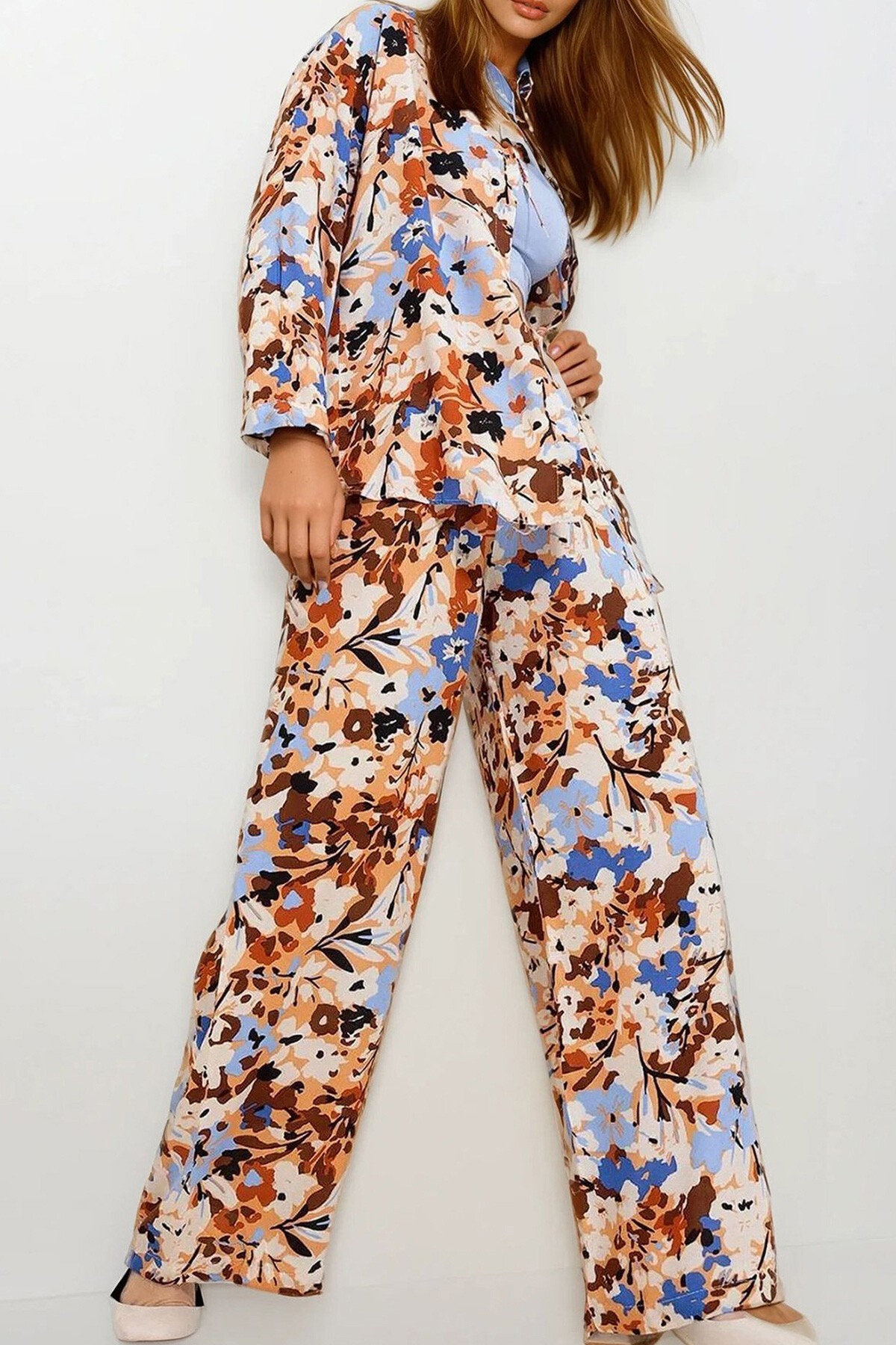 Tarçın Desenli Gömlek Ve Pantolonlu Alt Üst Dokuma Takım