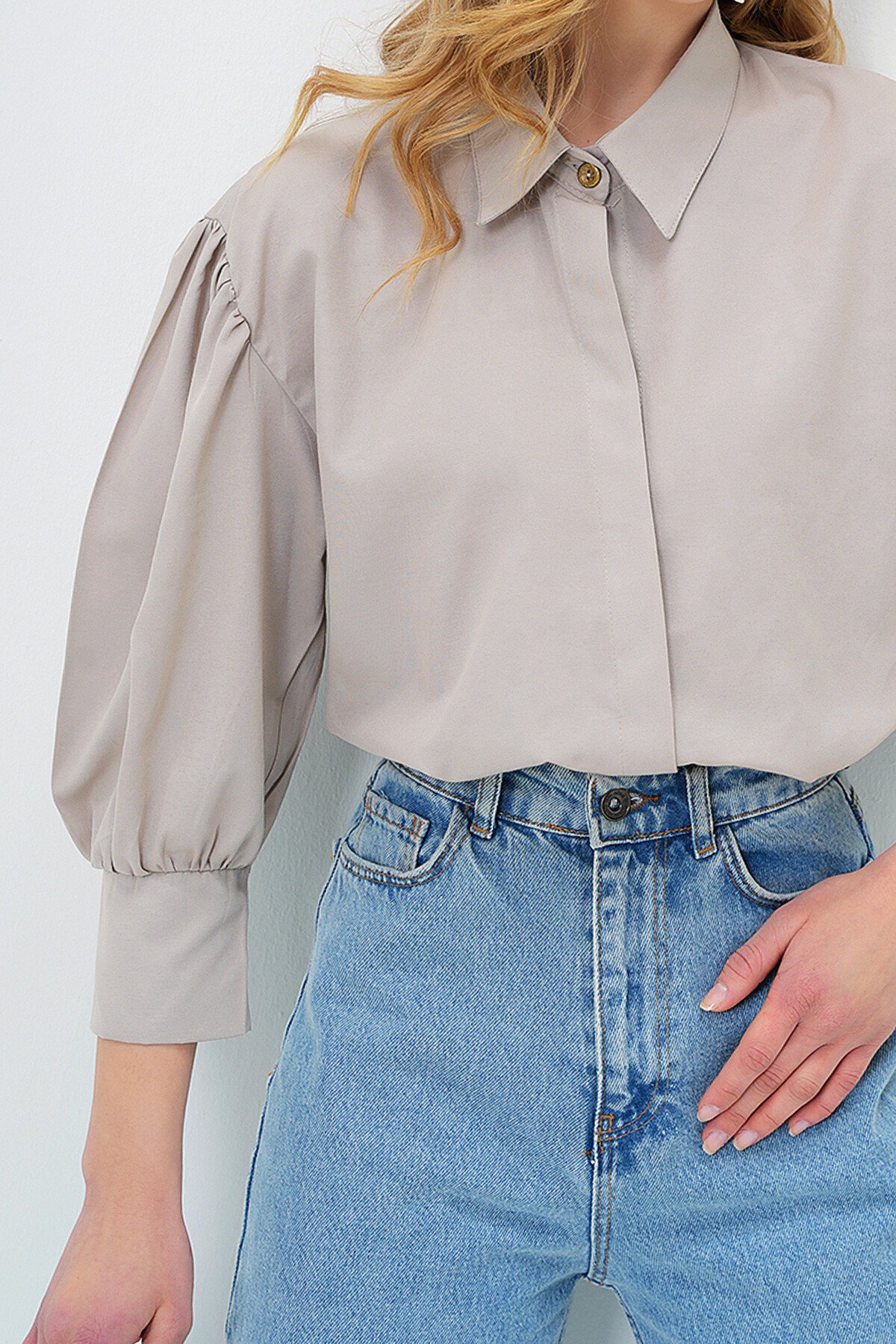 Taş Balon Kol Gizli Patlı Dokuma Gömlek