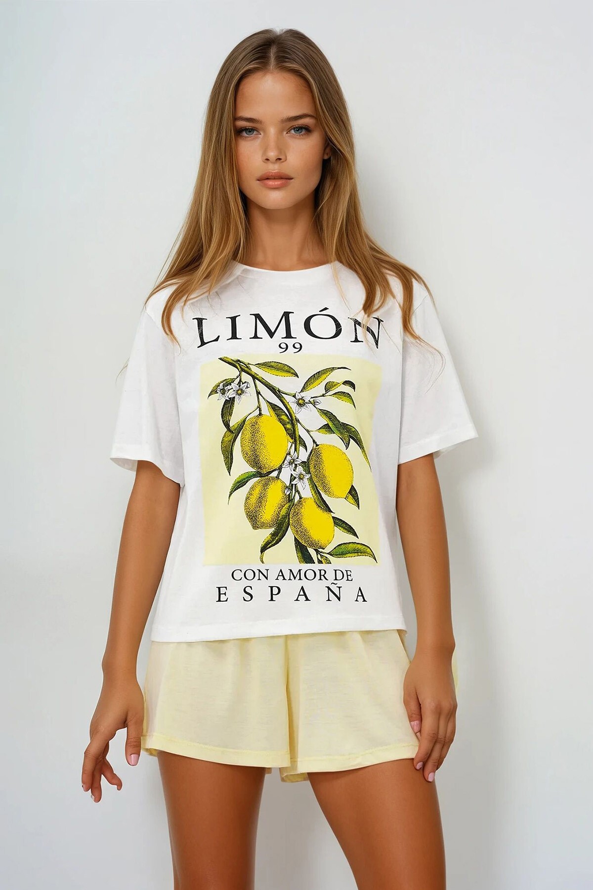 Tereyağı Sarısı Limon Baskılı Pamuklu Basic T Shırt Ve Şortlu Pijama Takımı