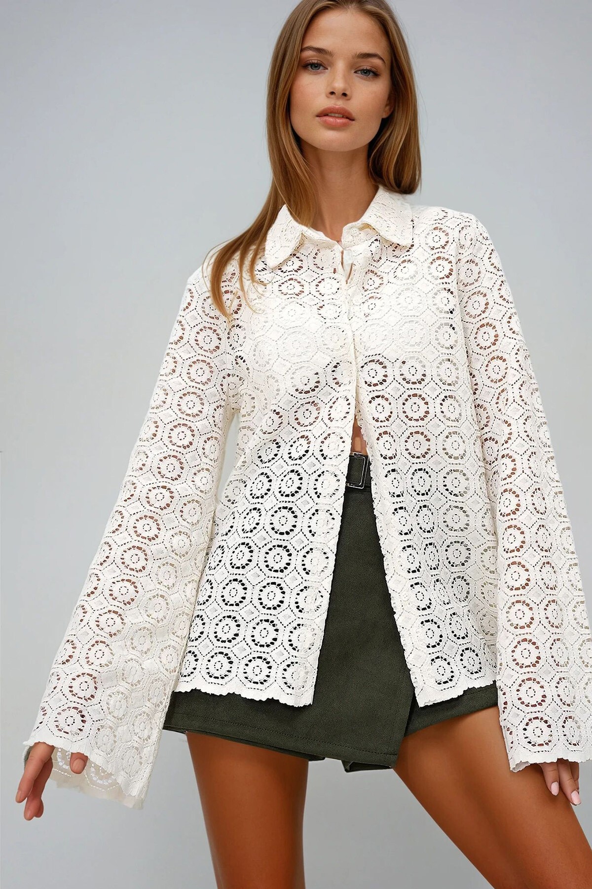 Vanilya Manşetsiz Uzun Kol Güpür Gömlek