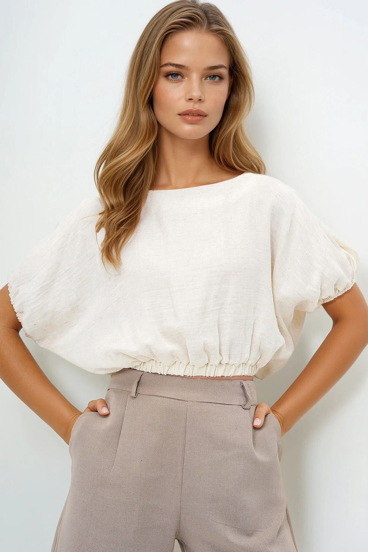 Vanilya Müslin Kumaş Kayık Yaka Dokuma Crop Bluz