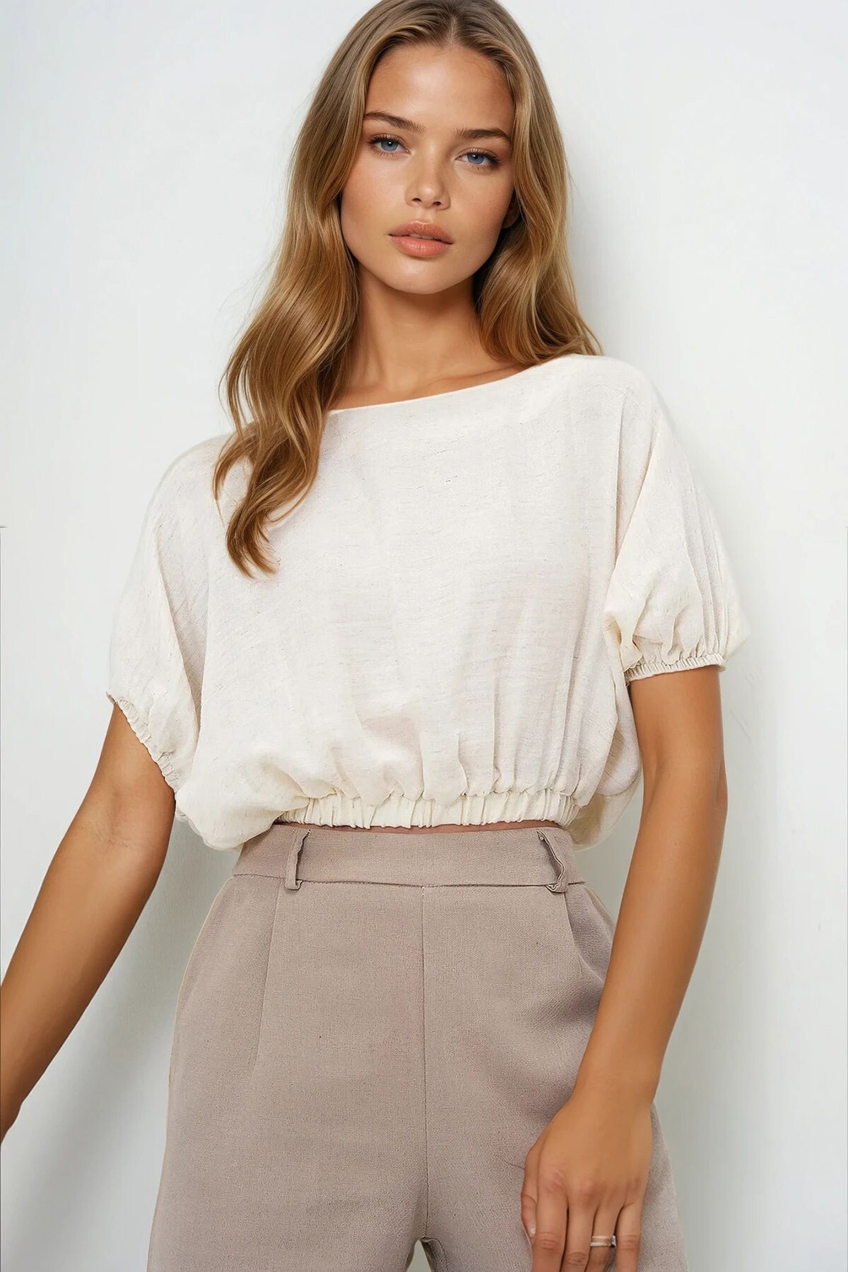Vanilya Müslin Kumaş Kayık Yaka Dokuma Crop Bluz