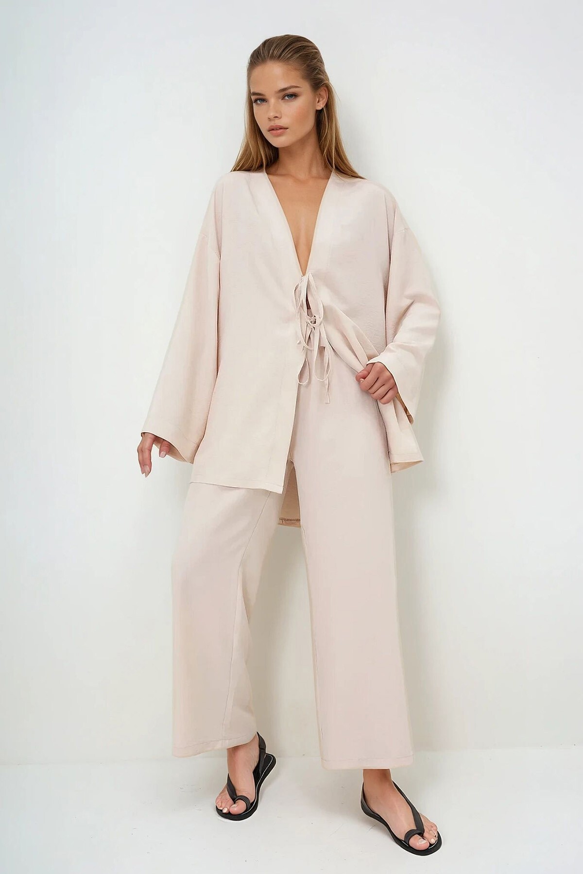 Vanilya Önü Bağcıklı Kimono Ceket Ve Palazzo Pantolon Takım