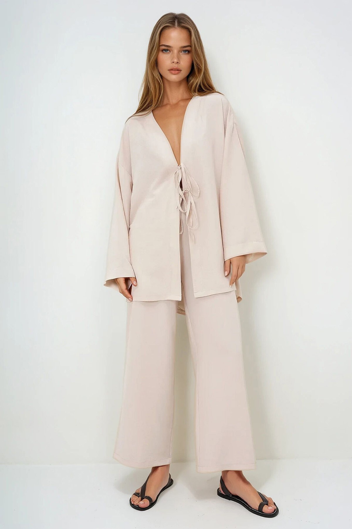Vanilya Önü Bağcıklı Kimono Ceket Ve Palazzo Pantolon Takım