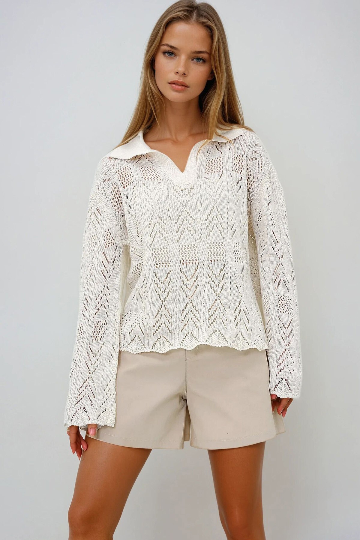 Vanilya Polo Yaka Delik Ajurlu Motifli Yazlık Triko Bluz