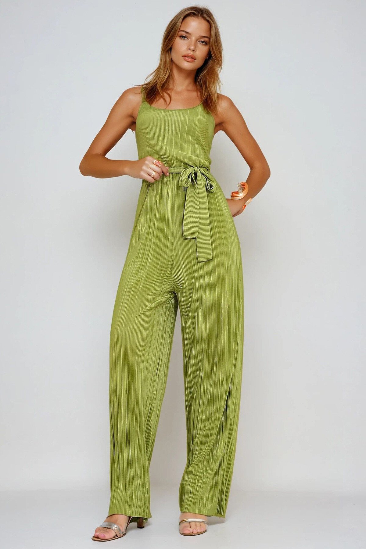 Yağ Yeşili Askılı Beli Kemerli Göğüs Dekolteli Pileli Tulum