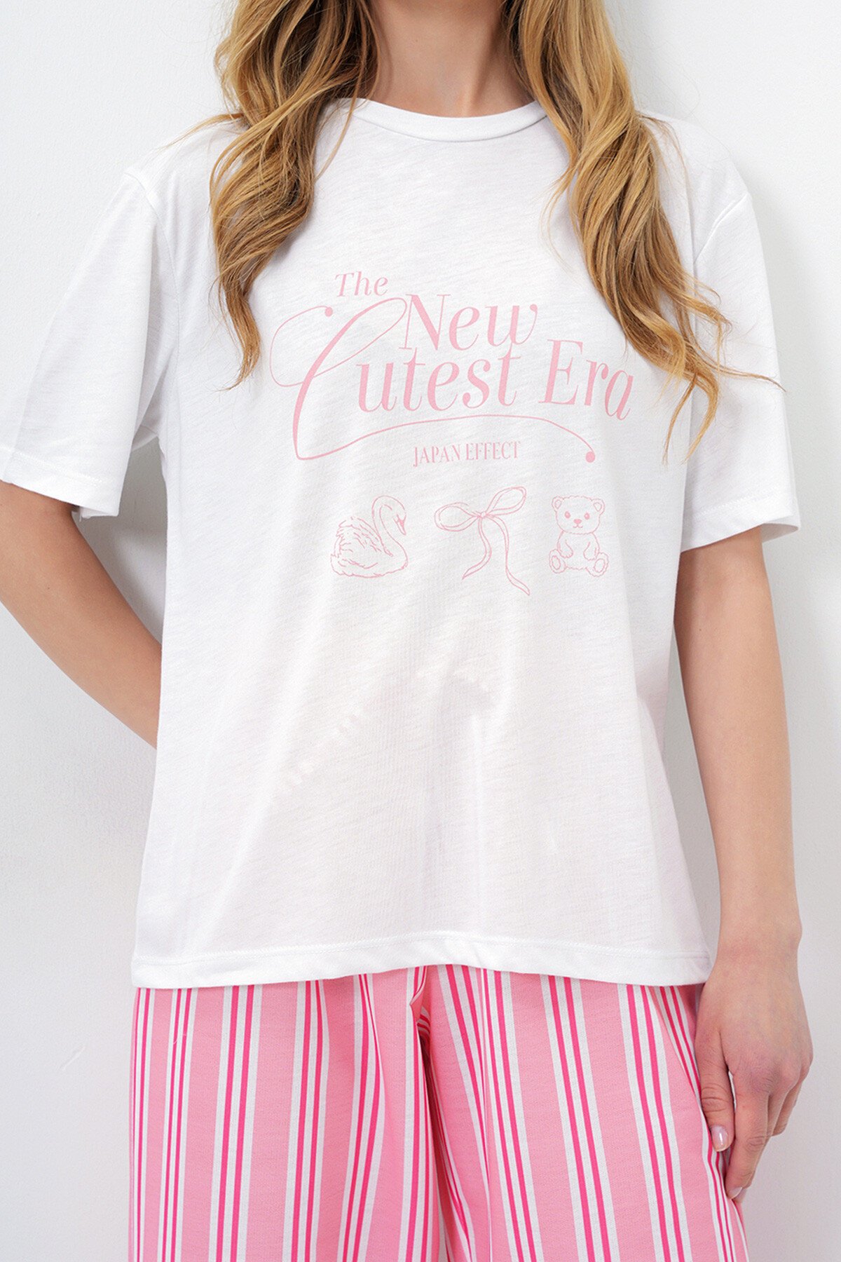 Yavruağzı Nar Yazı Baskılı Basic T Shirt Ve Çizgili Pantolonlu Örme Pijama Takımı