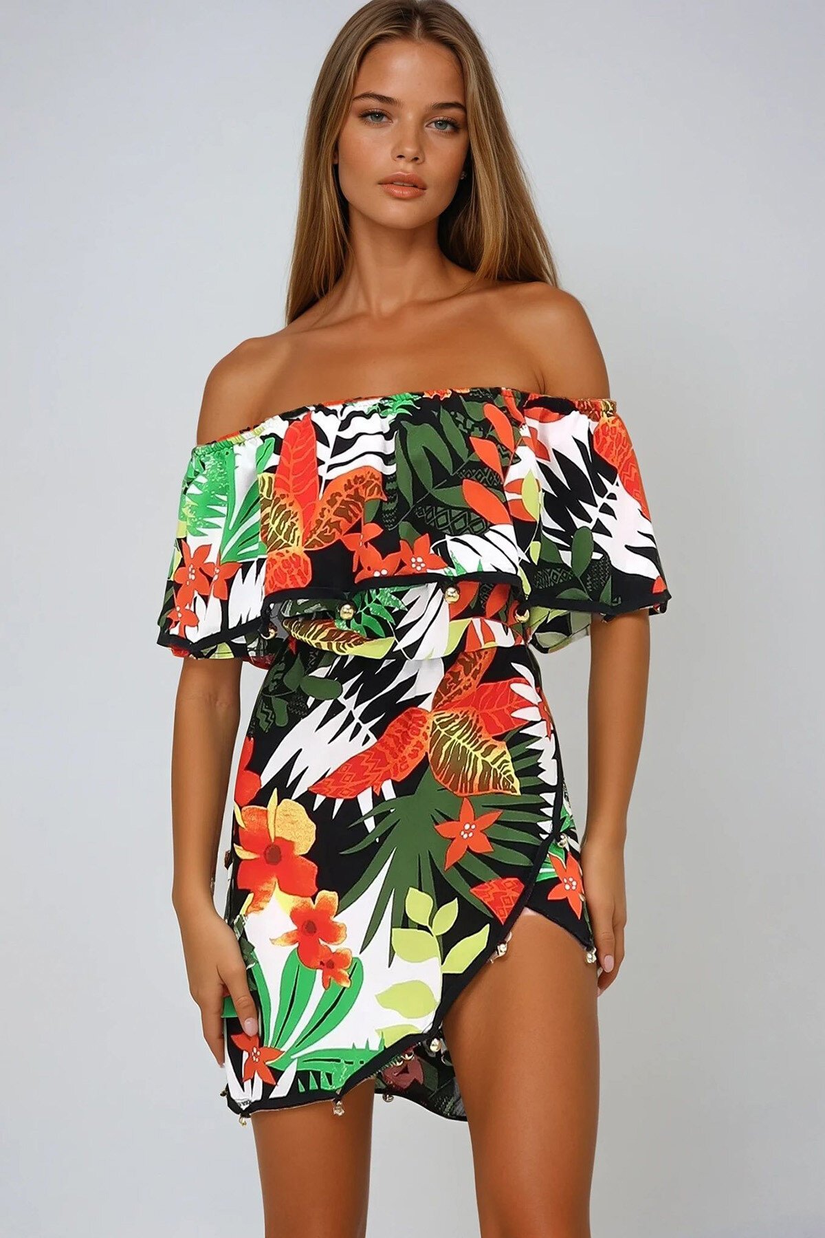 Yeşil Çiçekli Madonna Yaka Boncuk İşlemeli Asimetrik Kesim Midi Boy Yazlık Elbise