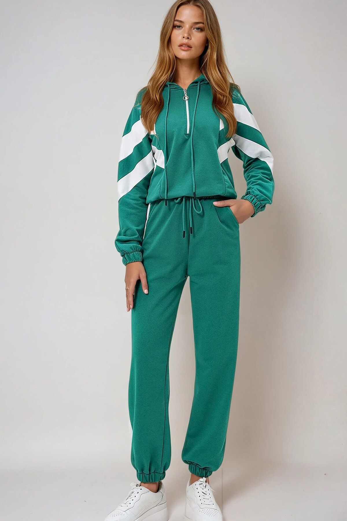 Yeşil Kapüşonlu Renk Bloklu Yarım Fermuarlı İki İplik  Sweatshırt Ve Eşofman Takımı