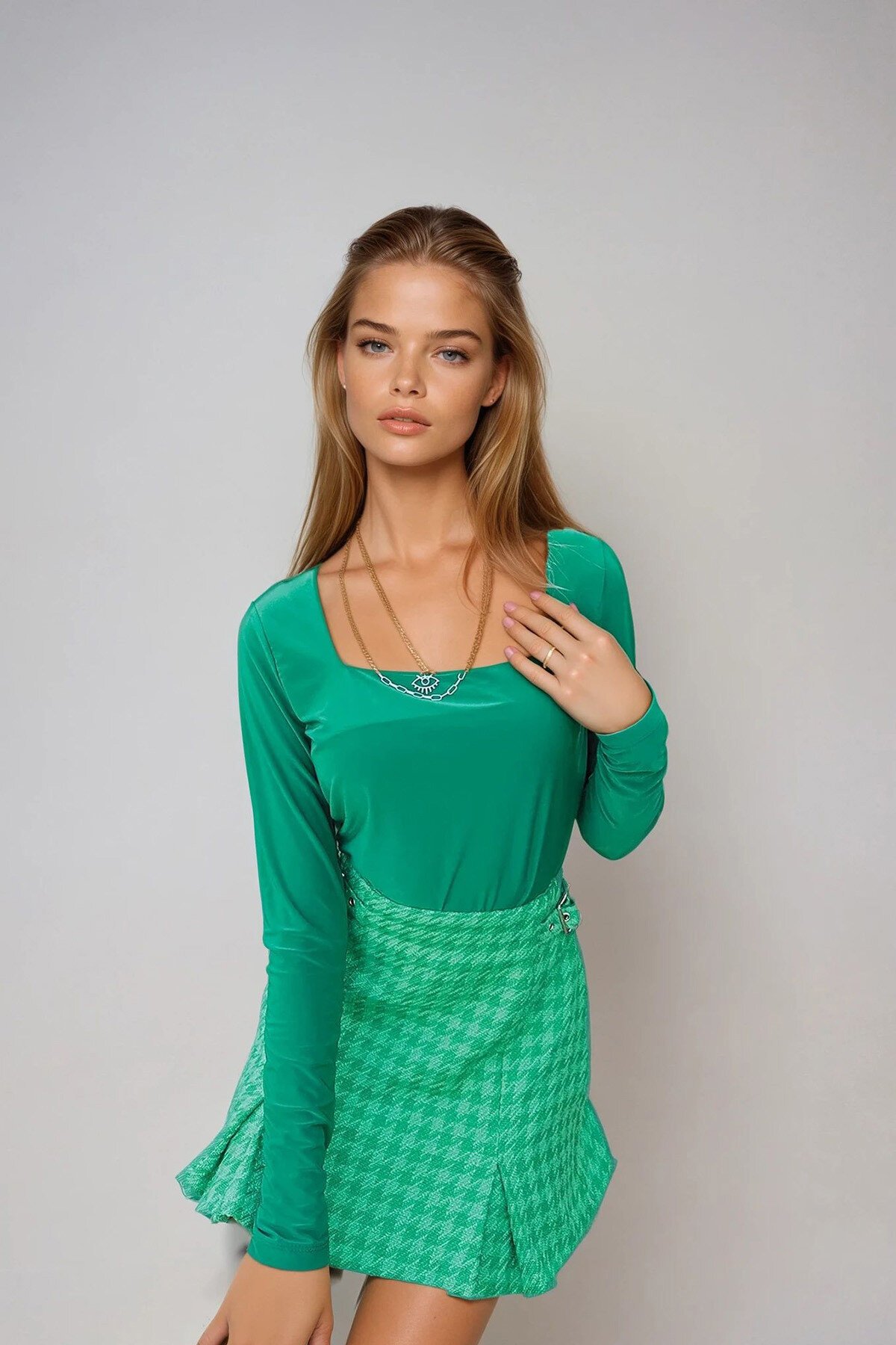 Yeşil Kare Yaka Tulumlu Sandy Crop Bluz