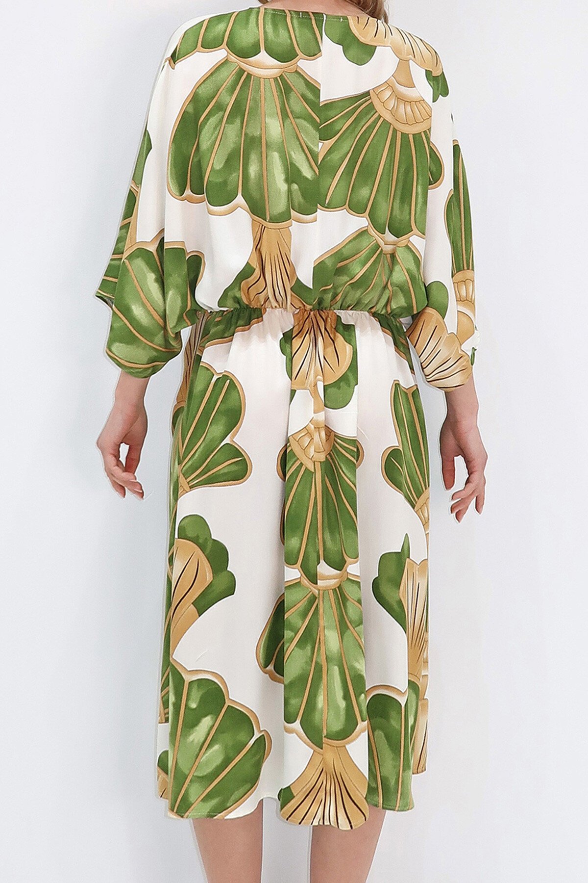 Yeşil V Yaka Halka Detaylı Dokuma Viskon Elbise