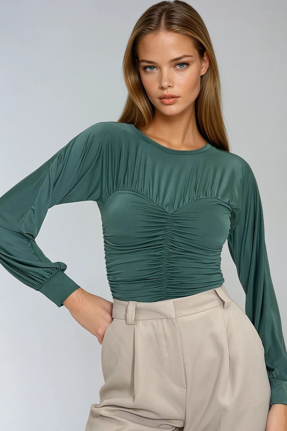 Zümrüt Yeşili Bisiklet Yaka Önü Drapeli Sandy Bluz