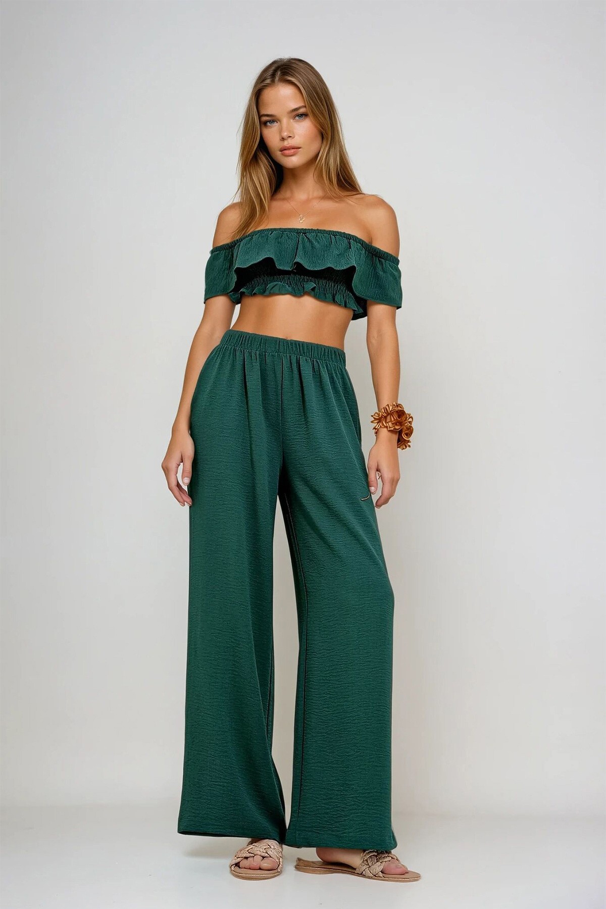 Zümrüt Yeşili Madonna Yaka Gipeli Crop Bluz Ve Palazzo Pantolon Dokuma Alt Üst Takım