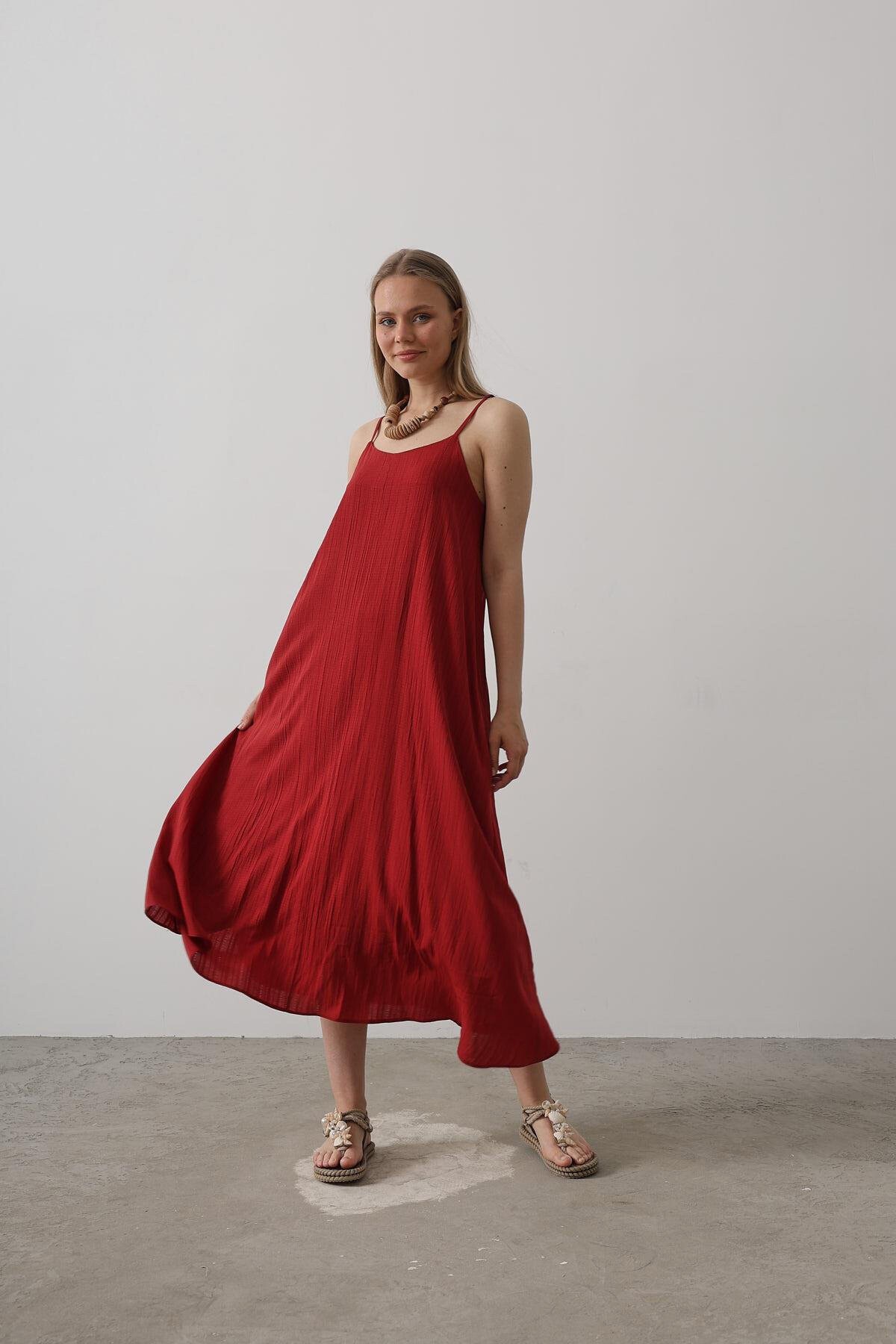 Bordo İnce Askılı Midi Boy Elbise