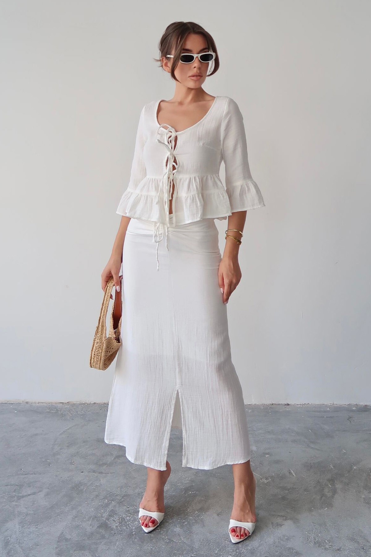 Bağlama Detaylı Fırfırlı Bluz