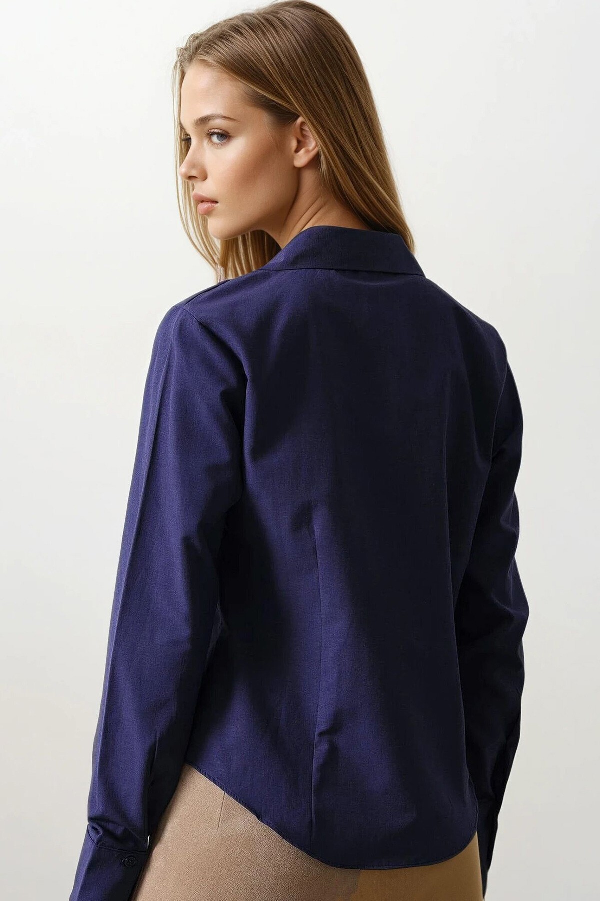 Mor Dikiş Detaylı Slim Fit Basic Gömlek