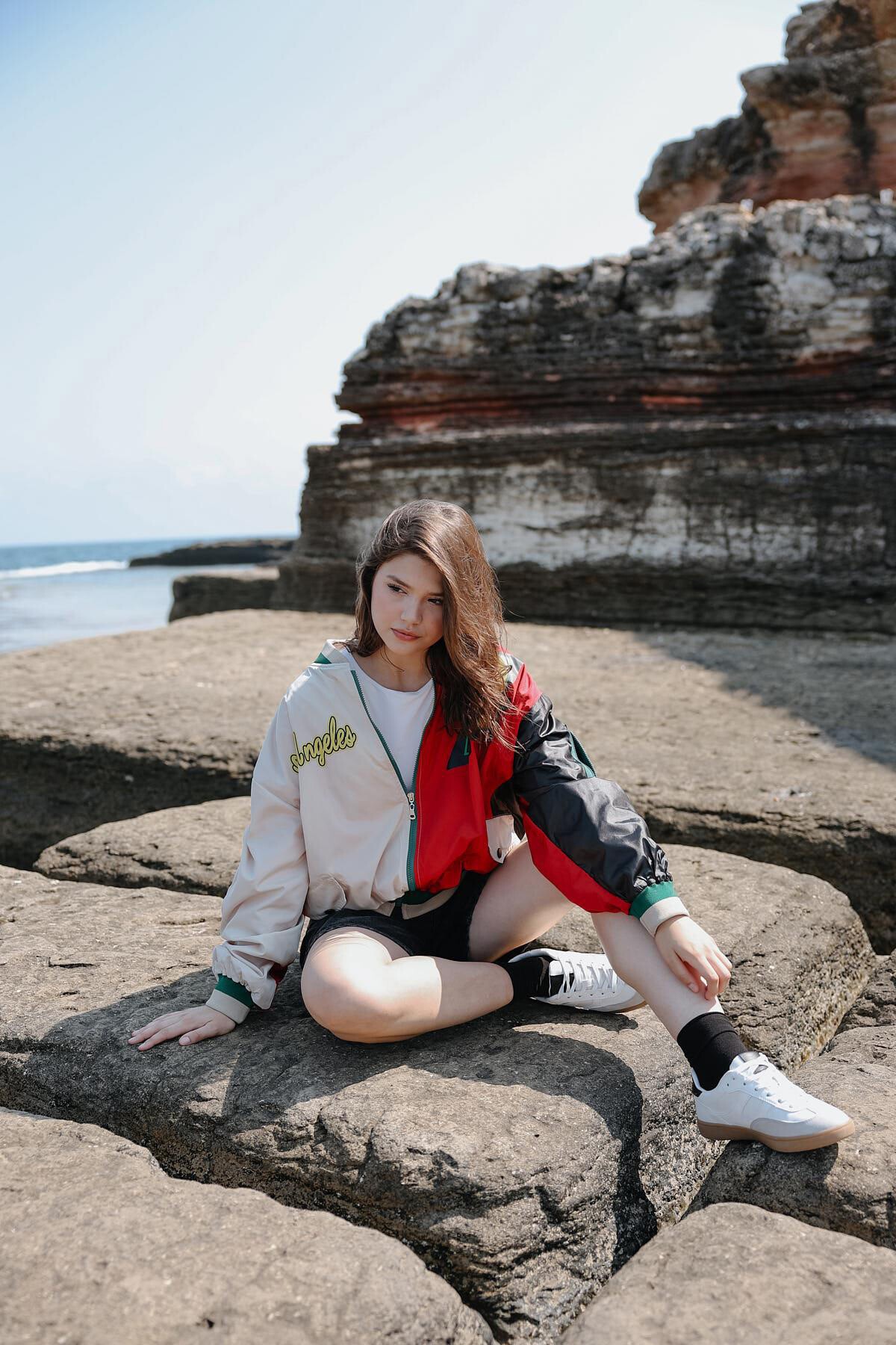 Siyah-Bej Baskılı Astarlı Balon Ceket