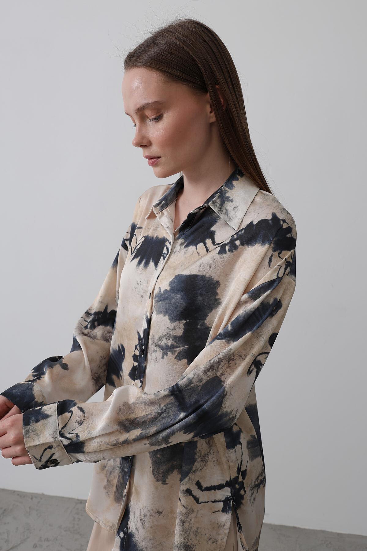 Lacivert Batik Desenli Oversize Gömlek