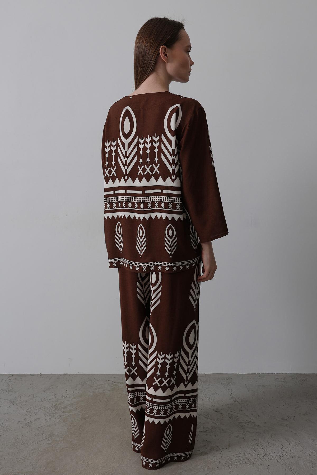 Kahve Etnik Desenli Bağcık Detaylı Bluz Ve Beli Lastikli Pantolon Takım