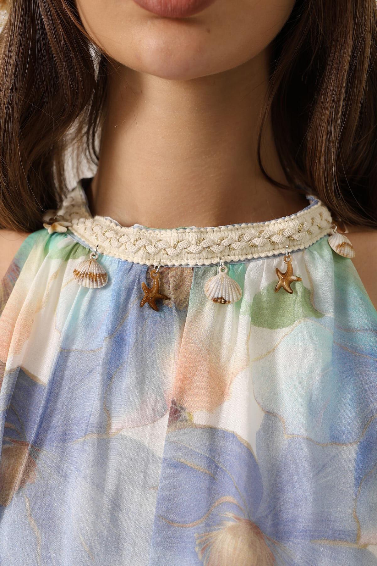 Mavi Baskılı Yaka Detaylı Kat Kat Elbise