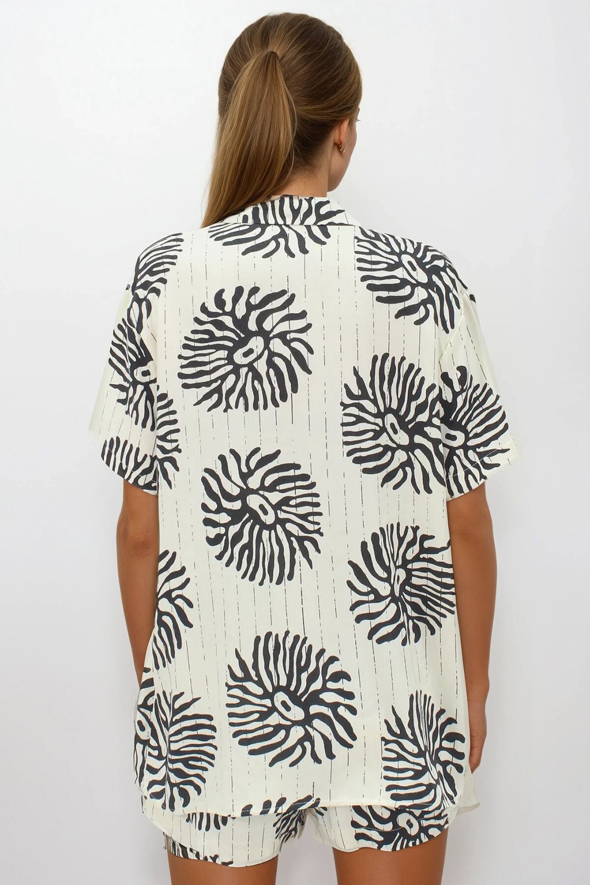 Bej Çift Cepli Beli Lastikli Şort Oversize Gömlek Takım