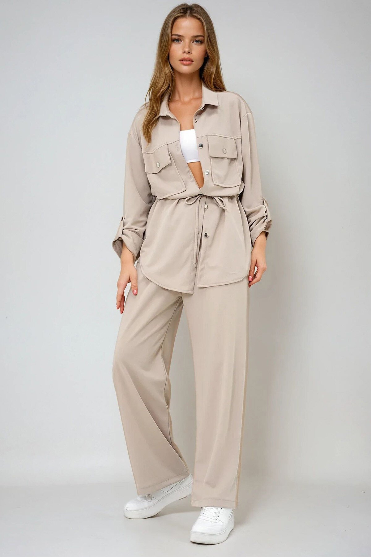 Bej Çift Cepli Safari Ceket Ve Beli Lastikli Wide Leg Pantolonlu Krep Alt Üst Takım