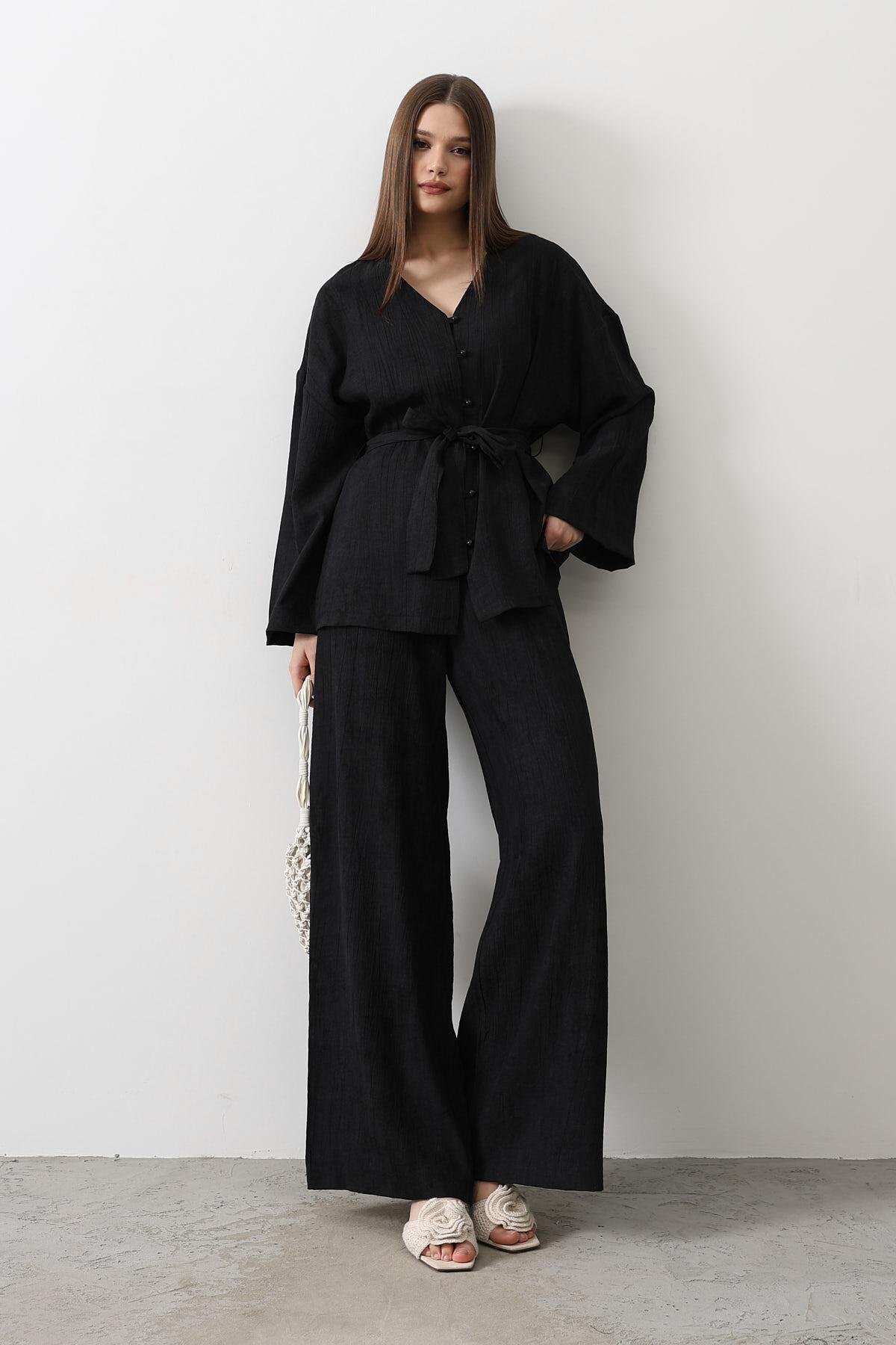Siyah Beli Bağlamalı Tunik Ve Beli Bağlamalı Pantolon Takım