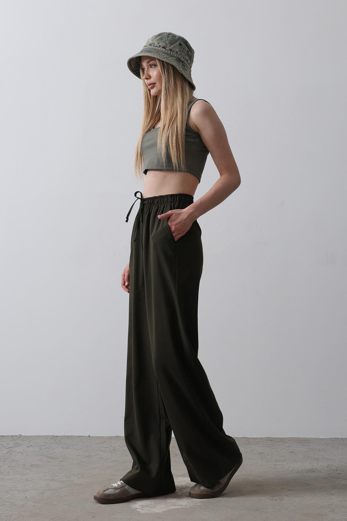 Koyu Haki Çift Cepli Beli Lastikli Bol Paça Pantolon