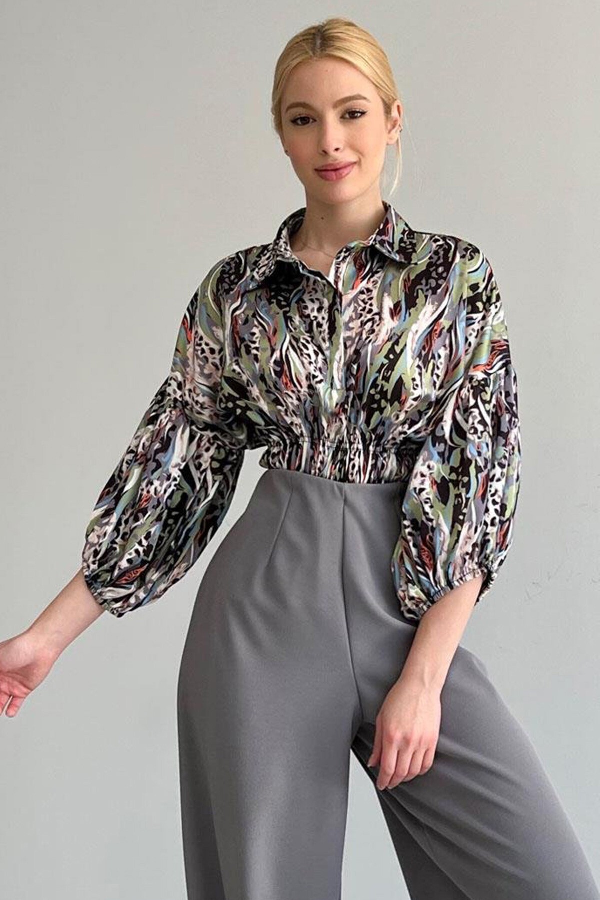 Yeşil Beli Lastikli Saten Gömlek