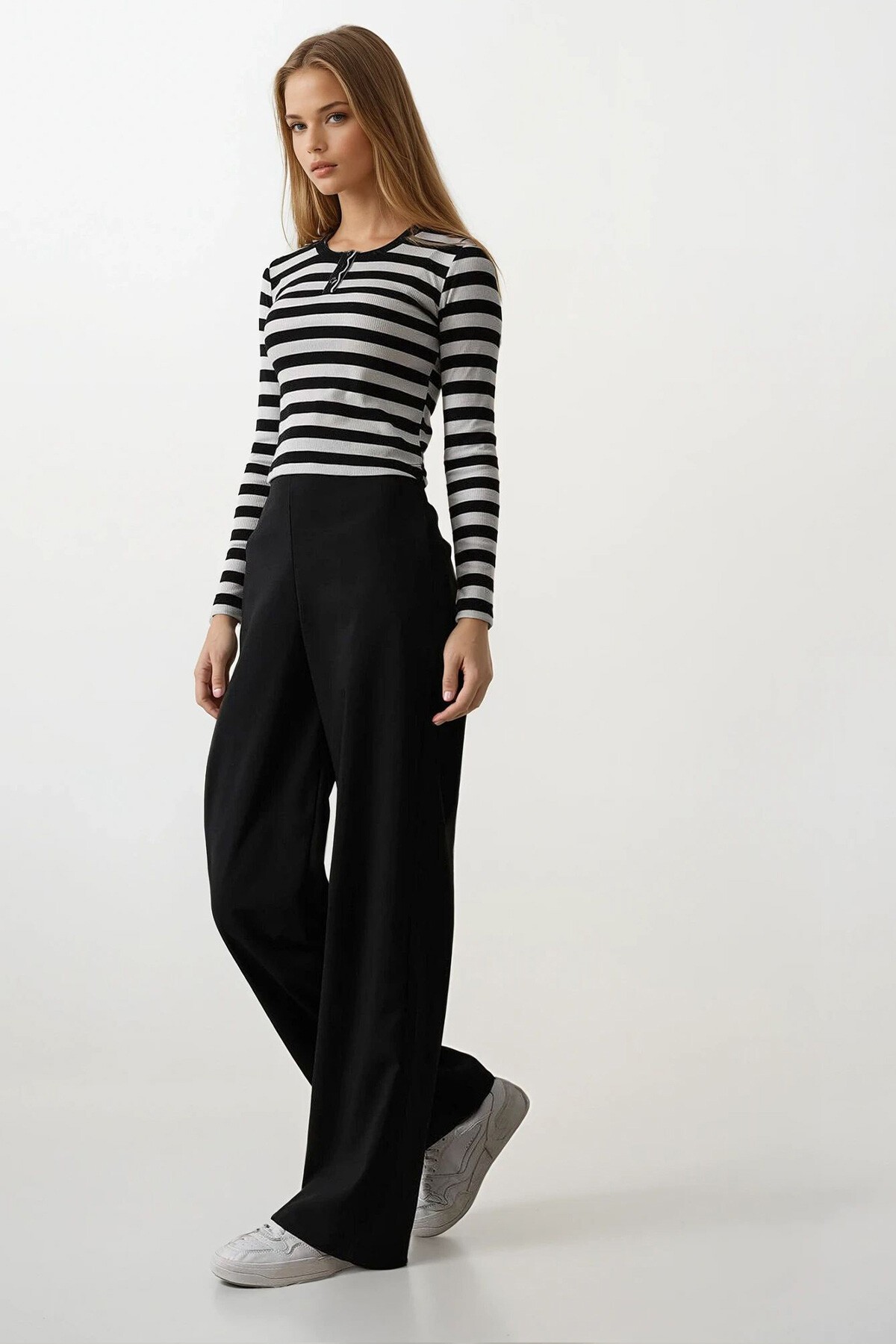 Siyah Çift Cepli Beli Yarım Lastikli Palazzo Pantolon