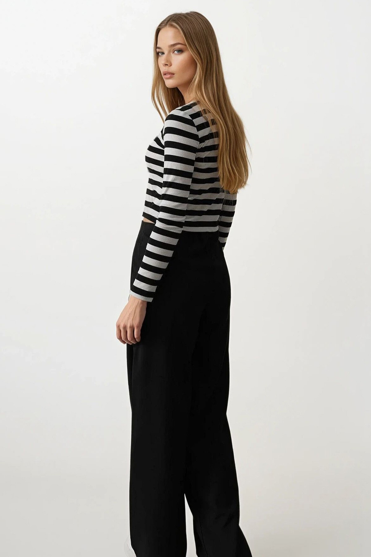 Siyah Çift Cepli Beli Yarım Lastikli Palazzo Pantolon