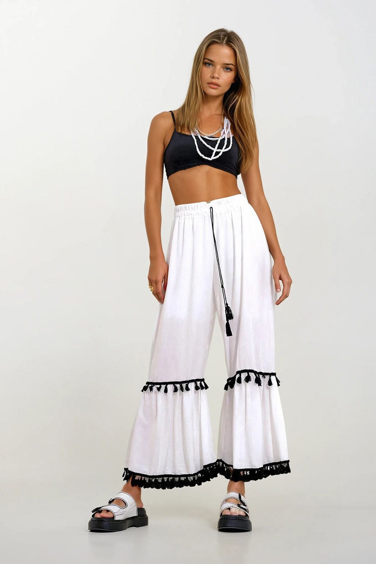 Beyaz Beli Lastikli Püskül Detaylı Geniş Paça Dokuma Viskon Pantolon