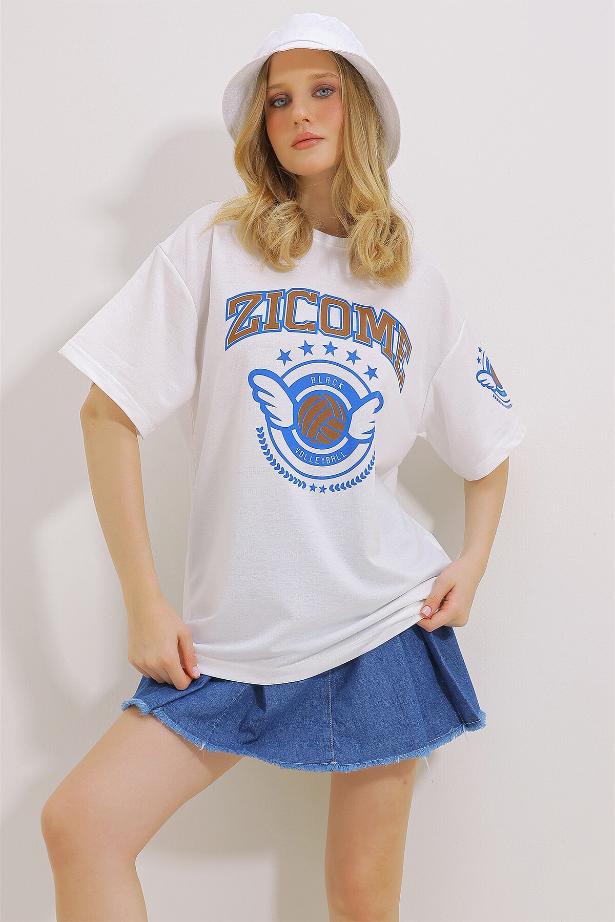 Beyaz Bisiklet Yaka Baskılı Oversize Unisex T-Shirt