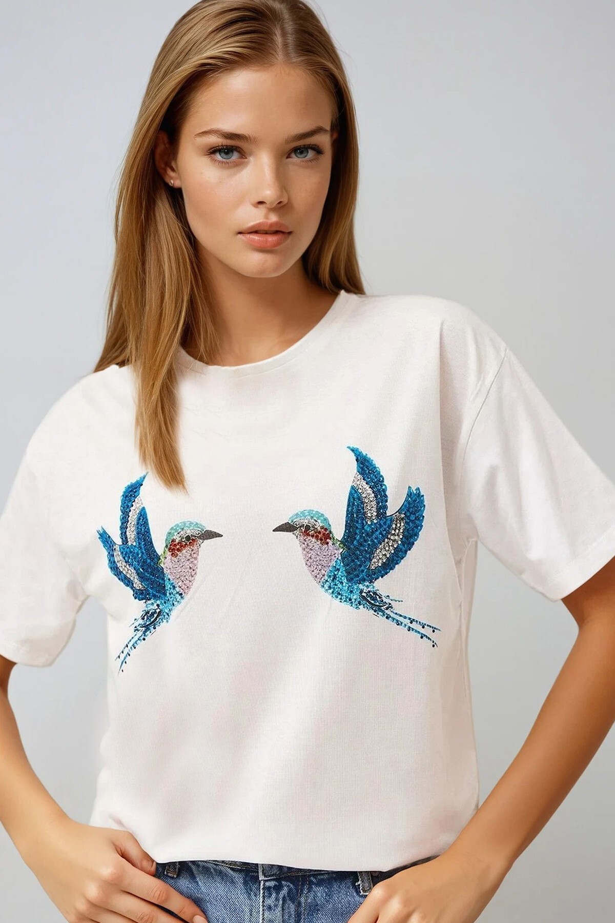 Beyaz Taşlı Baskılı Oversize T-Shirt