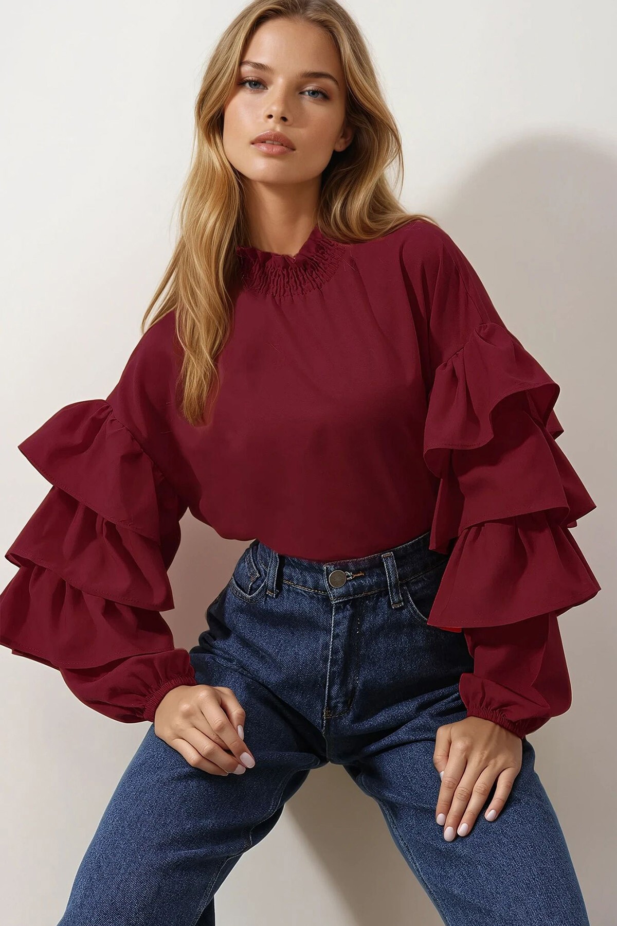 Bordo Balıkçı Yaka Kolları Kat Volanlı Dokuma Bluz