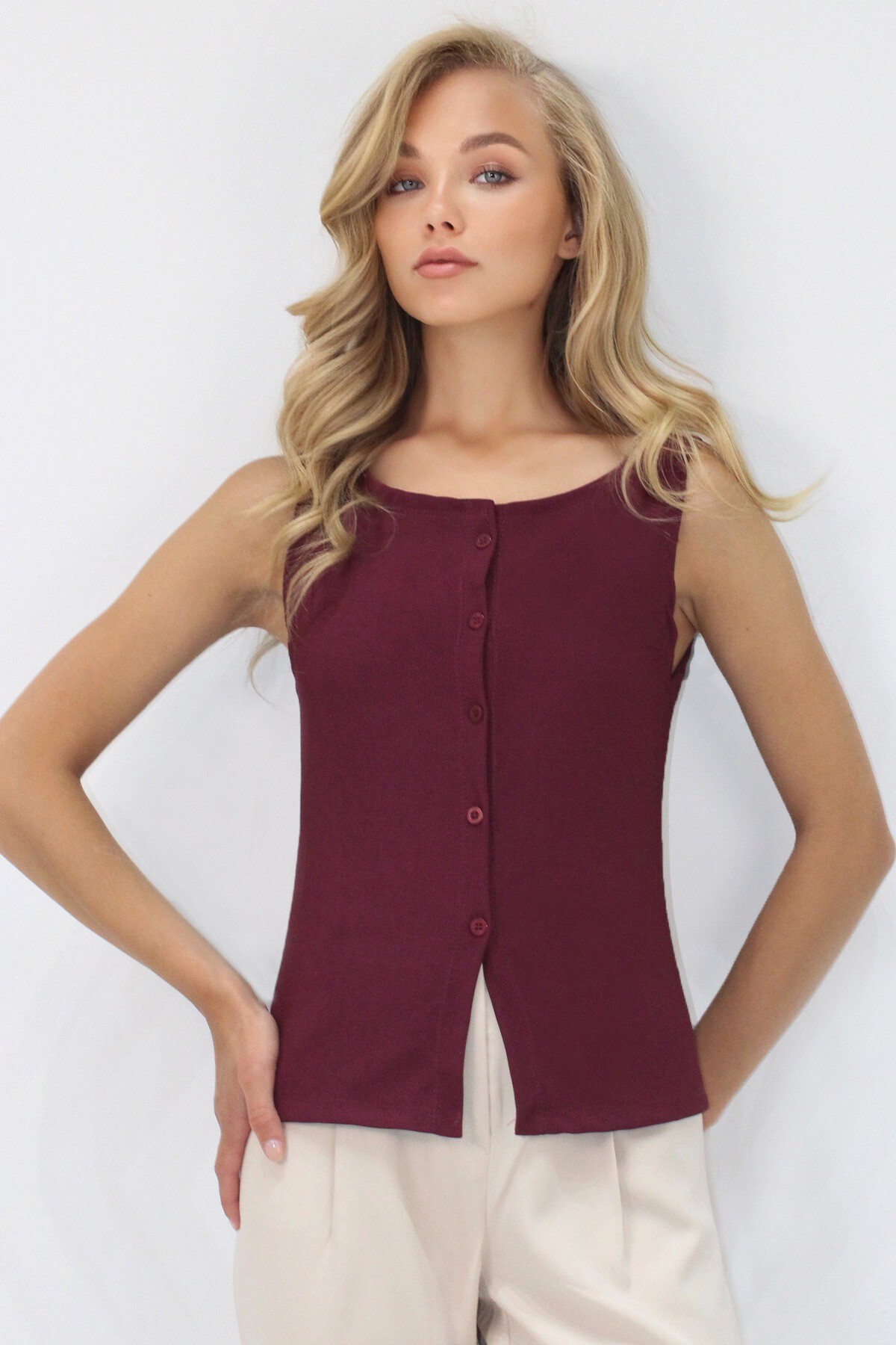 Bordo Bisiklet Yaka Önü Düğmeli Ottoban Kolsuz Bluz