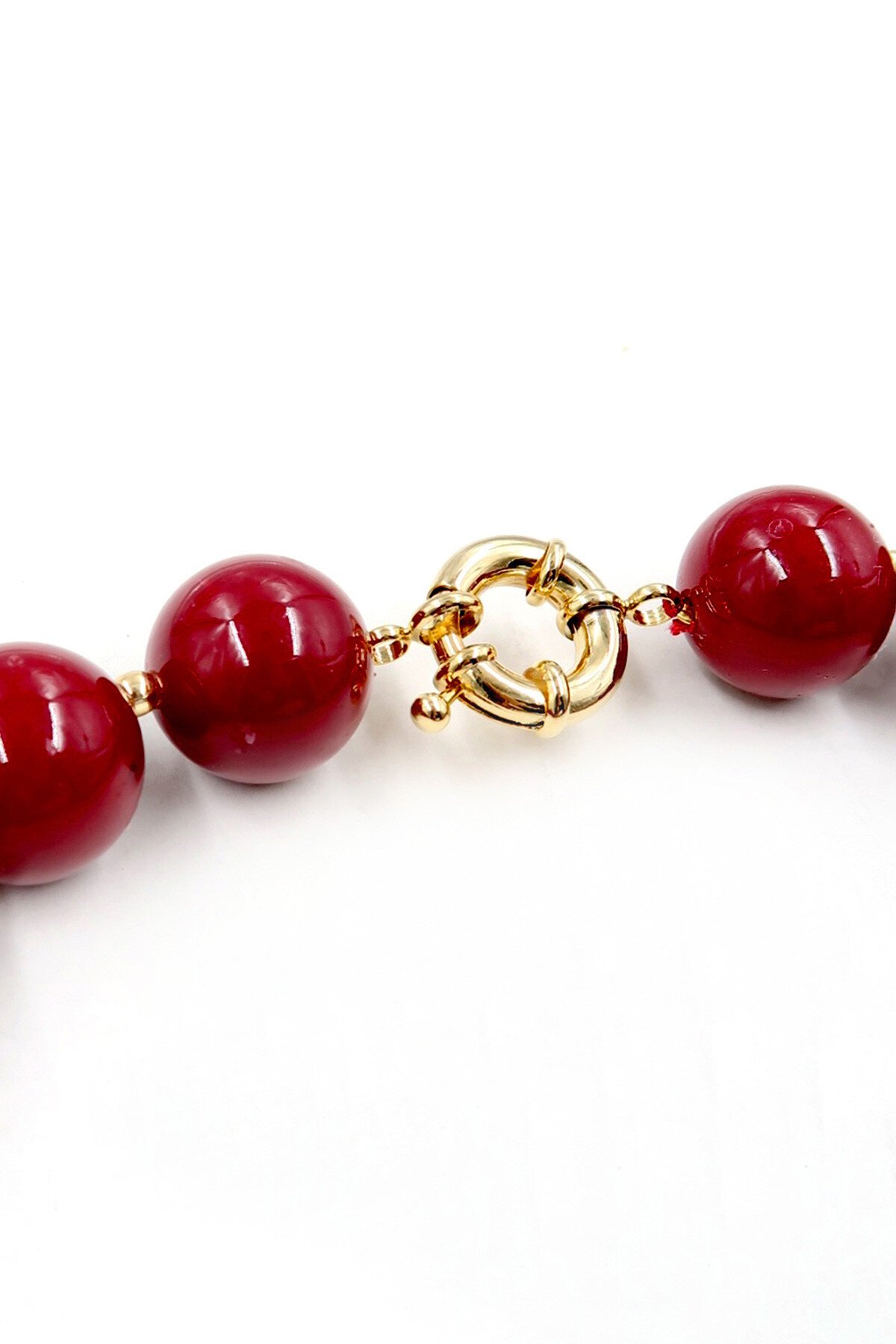 Bordo Gold Biyeli Büyük Boncuklu Tasarım İnci Kolye