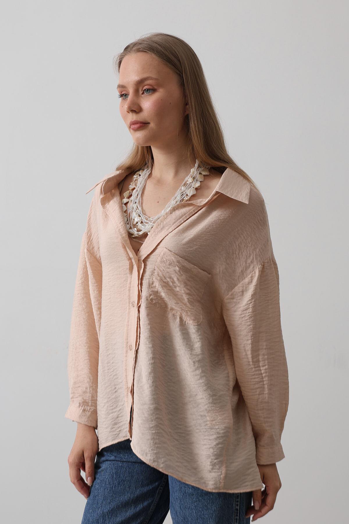 Taş Cep Detaylı Oversize Gömlek